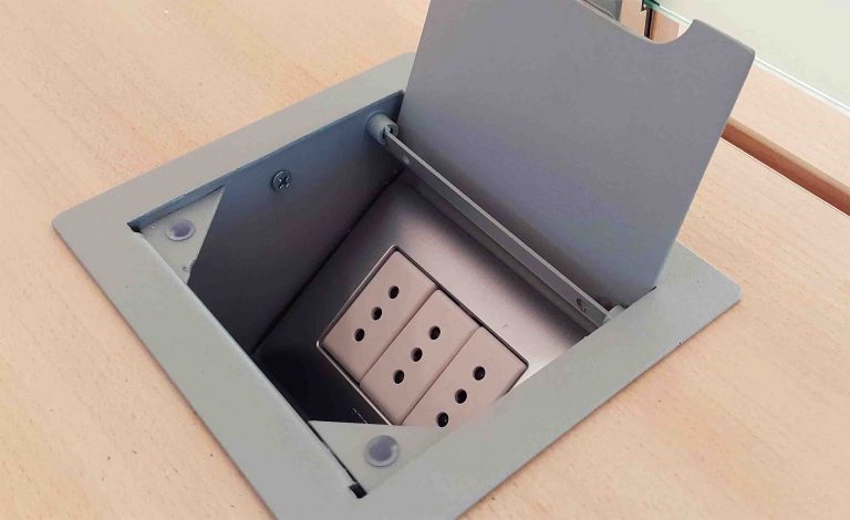 MUEBLES DE COCINA - MUEBLES DE OFICINA - MUEBLES RETAIL - CUANTIKA WD3