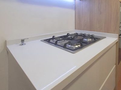 CUANTIKA ESPACIOS MUEBLES DE COCINAS A MEDIDA PARA COCINA PEQUEÑA SUSANA 4