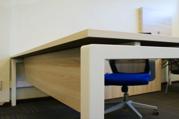 MUEBLES DE COCINA A MEDIDA - MUEBLES DE OFICINA - MUEBLES A MEDIDA - FABRICA DE MUEBLES CUANTIKA ESPACIOS