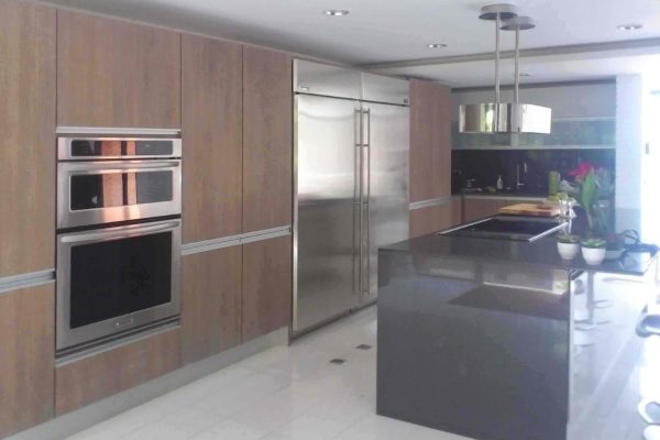 MUEBLES DE COCINA A MEDIDA - MUEBLES DE OFICINA - MUEBLES A MEDIDA - FABRICA DE MUEBLES CUANTIKA ESPACIOS