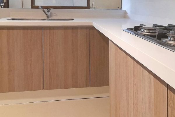 MUEBLES DE COCINA A MEDIDA - MUEBLES DE OFICINA - MUEBLES A MEDIDA - FABRICA DE MUEBLES CUANTIKA ESPACIOS