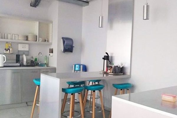 MUEBLES DE COCINA - MUEBLES DE OFICINA - MUEBLES RETAIL - FABRICA DE MUEBLES - W154INA