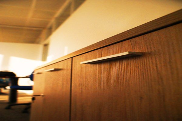 MUEBLES DE COCINA - MUEBLES DE OFICINA - MUEBLES RETAIL - CUANTIKA WA3